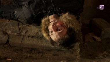 Чтец | 18 серия | Второе дно